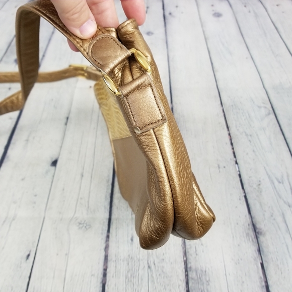 SAS | gold metallic snake print crossbody purse - Picture 3 of 12